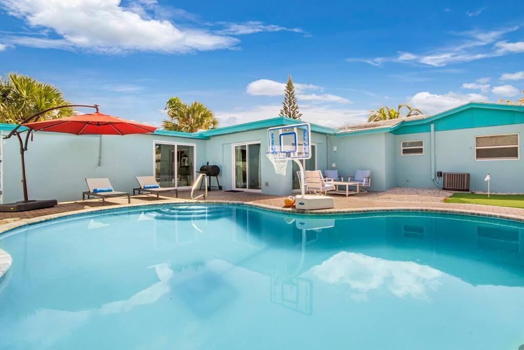 Sun-kissed Bliss: Dreamy Getaway Сasa de vacaciones West Palm Beach